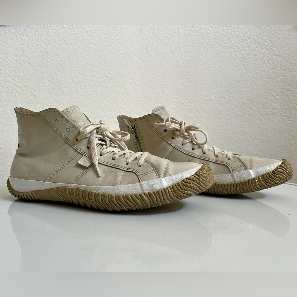 SPINGLE MOVE - White Leather Hi-Tops - Made in Japan - Size 28cm
